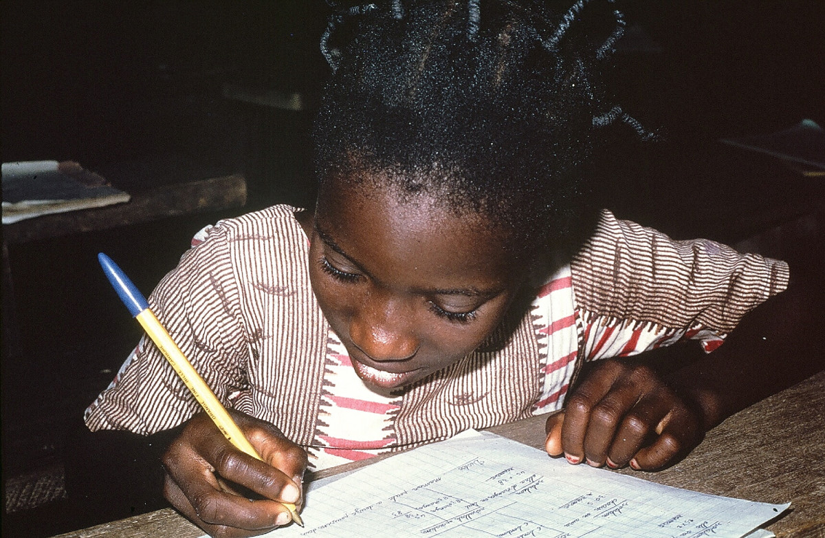 9 l'importanza dell'educazione per una bambina africana.JPG